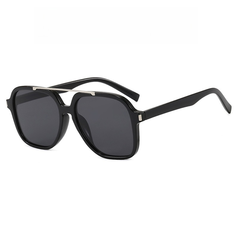 Nowe okulary przeciwsłoneczne  – Designer Sunglasses recenzja i cena